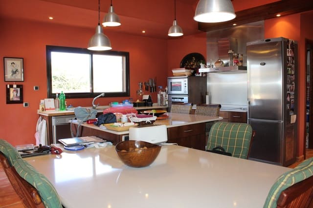 4 bedroom Finca/Country House for sale in Tesejerague, Tuineje with pool - € 795,000 (Ref: 8434184)