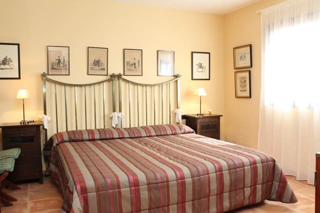 4 bedroom Finca/Country House for sale in Tesejerague, Tuineje with pool - € 795,000 (Ref: 8434184)