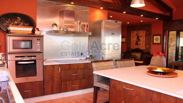 Finca/Casa Rural de 4 habitaciones en Tesejerague, Tuineje en venta con piscina - 795.000 € (Ref: 8434184)