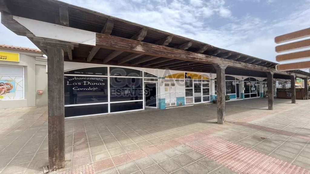 Komercyjne na sprzedaż w Corralejo - 275 000 € (Ref: 8472255)
