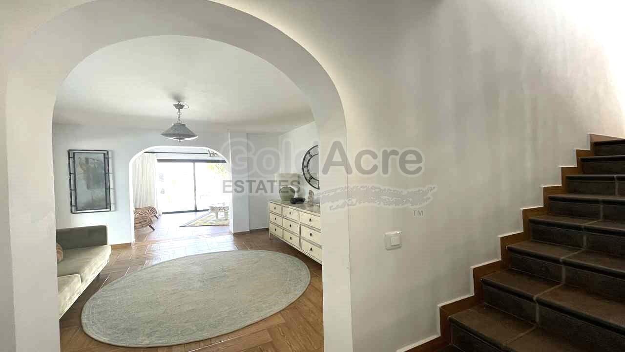 4 soveværelse Villa til salg i La Oliva med swimmingpool - € 630.000 (Ref: 8529333)