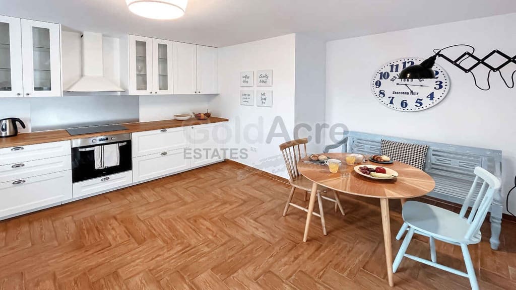 4 Zimmer Villa zu verkaufen in La Oliva mit Pool - 630.000 € (Ref: 8529333)