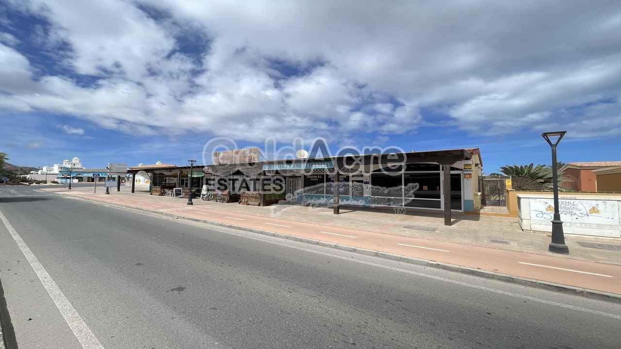 Comercial para venda em Corralejo - 275 000 € (Ref: 8614925)