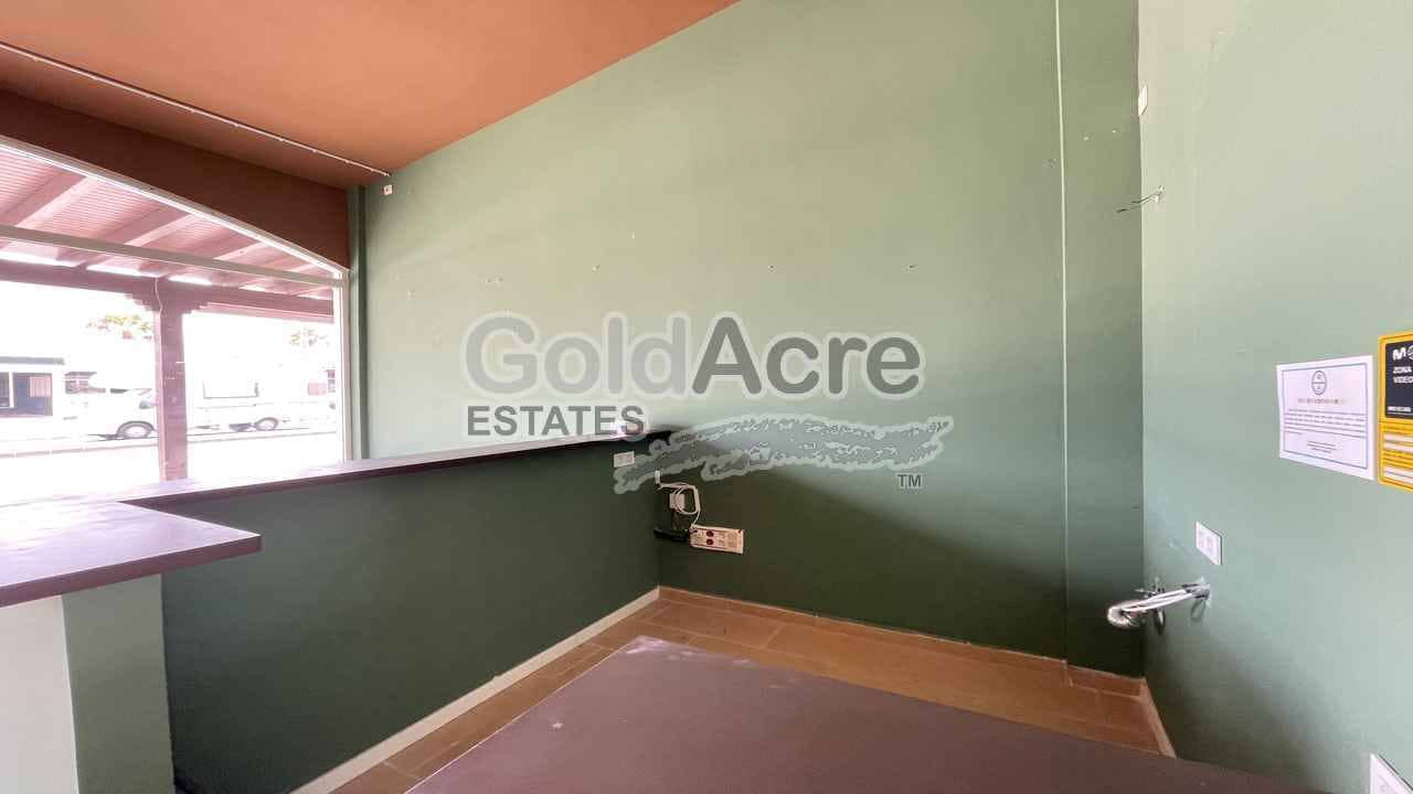 Comercial para venda em Corralejo - 275 000 € (Ref: 8614925)