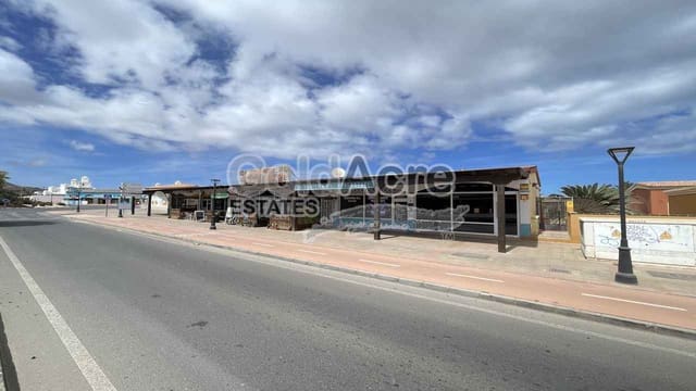 Kommersiell till salu i Corralejo, La Oliva - 275 000 € (Ref: 8614925)