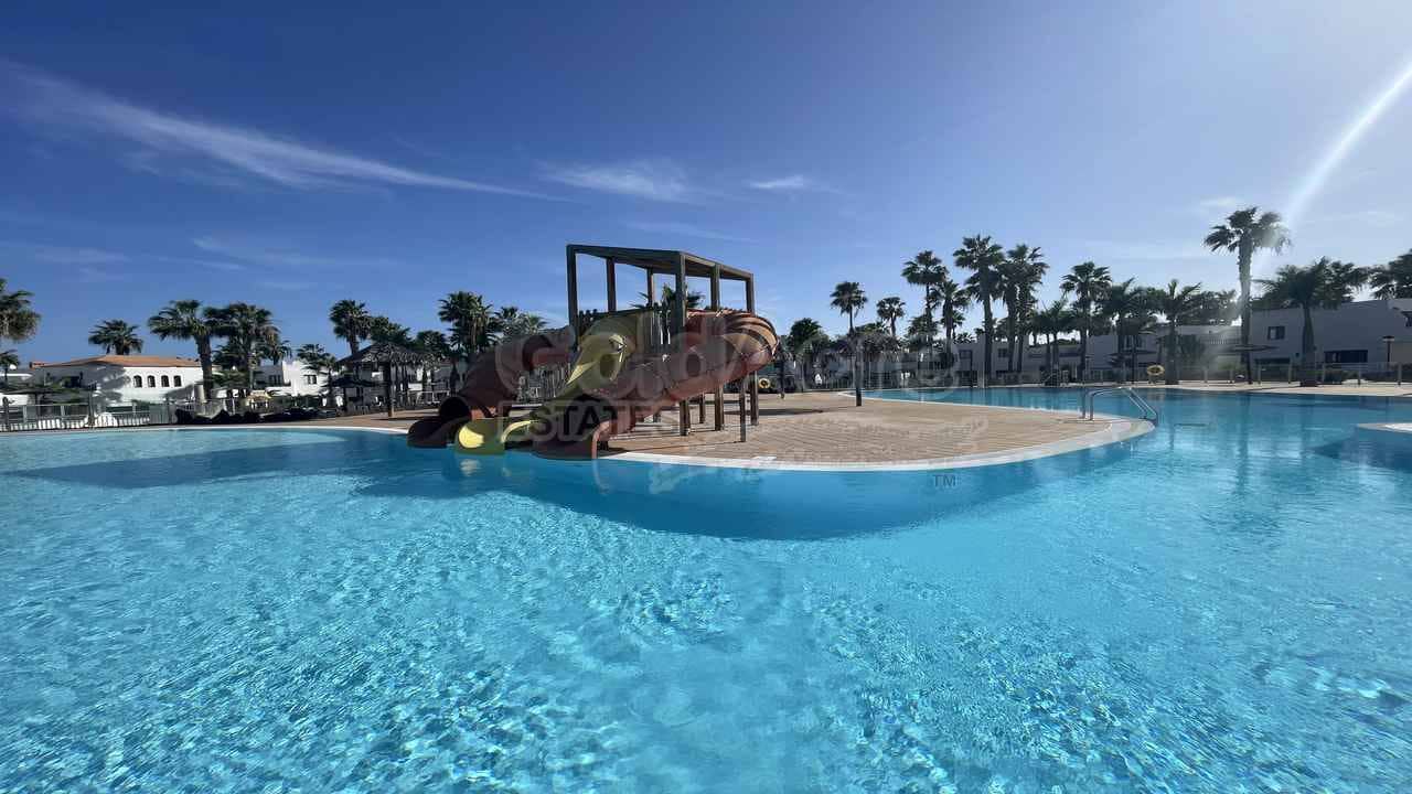 1 slaapkamer Appartement te koop in Corralejo - € 210.000 (Ref: 8671557)