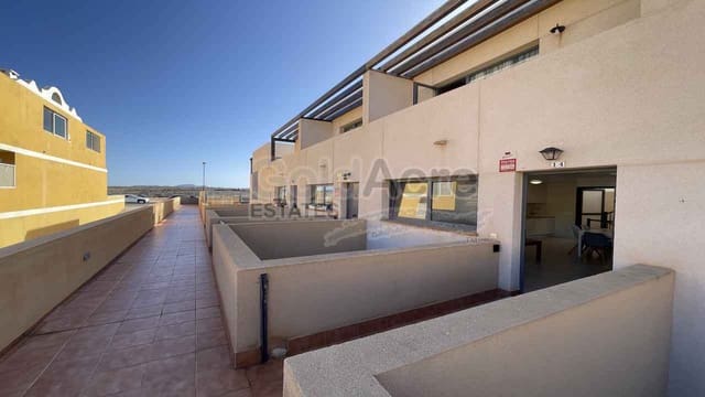 1 makuuhuone Huoneisto myytävänä paikassa El Cotillo, La Oliva - 295 000 € (Ref: 8715207)