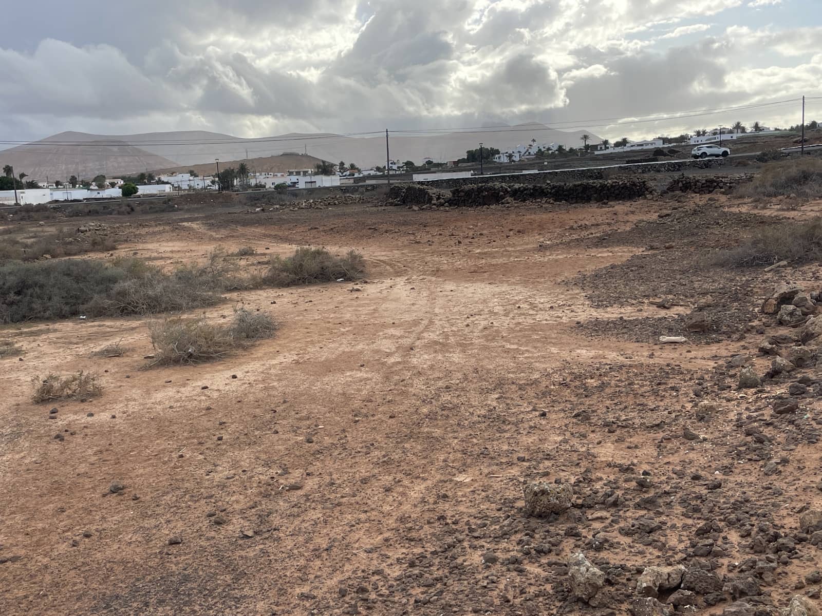 Grunde uden byggetilladelser til salg i Villaverde - € 549.000 (Ref: 8715208)