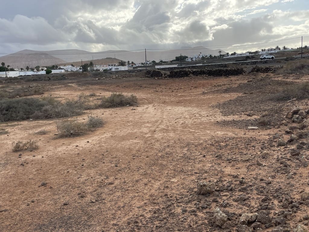 Grond te koop in Villaverde - € 549.000 (Ref: 8715208)