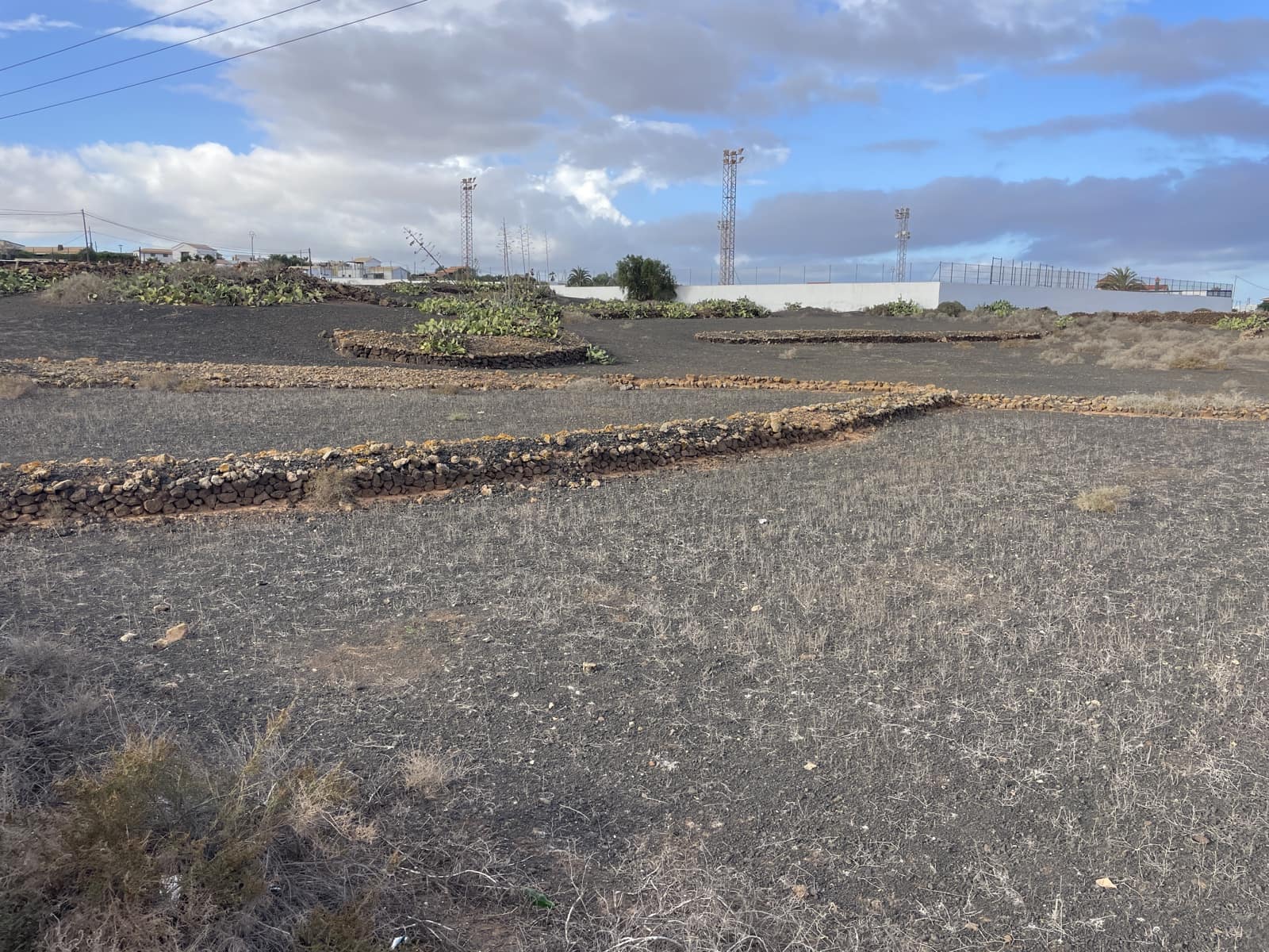 Grunde uden byggetilladelser til salg i Villaverde - € 739.000 (Ref: 8715209)