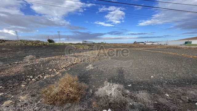Undeveloped Land for sale in Villaverde, La Oliva - € 739,000 (Ref: 8715209)