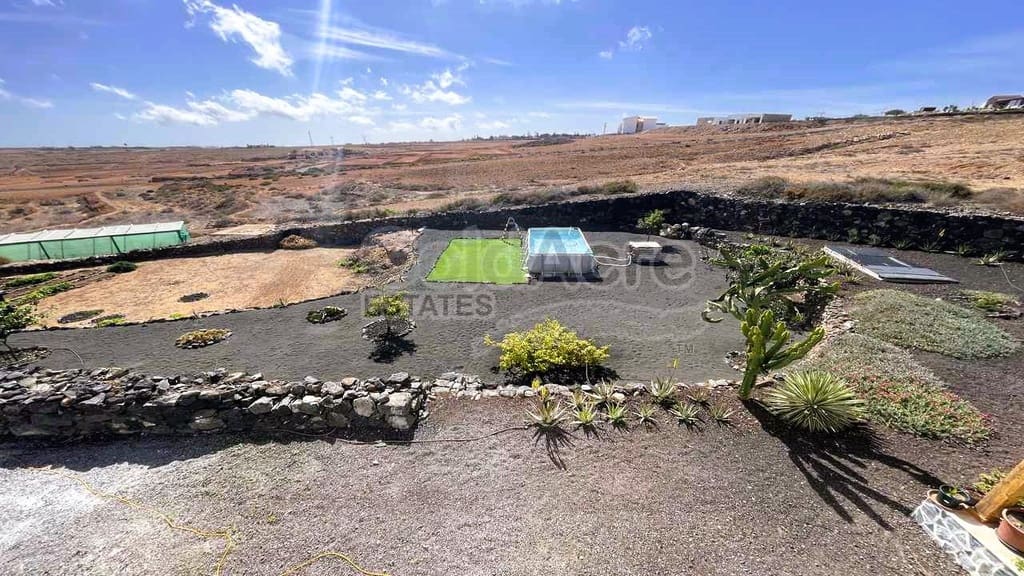 4 bedroom Villa for sale in El Time with pool - € 495,000 (Ref: 8796962)