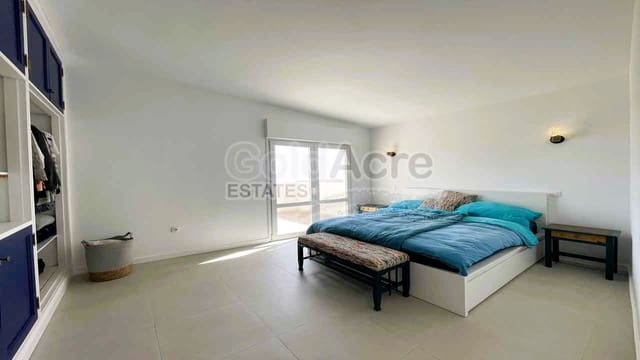 4 slaapkamer Villa te koop in El Time, Puerto del Rosario met zwembad garage - € 495.000 (Ref: 8796962)
