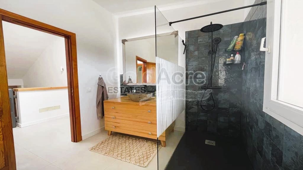 4 bedroom Villa for sale in El Time with pool garage - € 495,000 (Ref: 8796962)