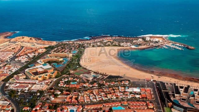 Erhverv til salg i Caleta de Fuste, Antigua - € 210.000 (Ref: 8857194)