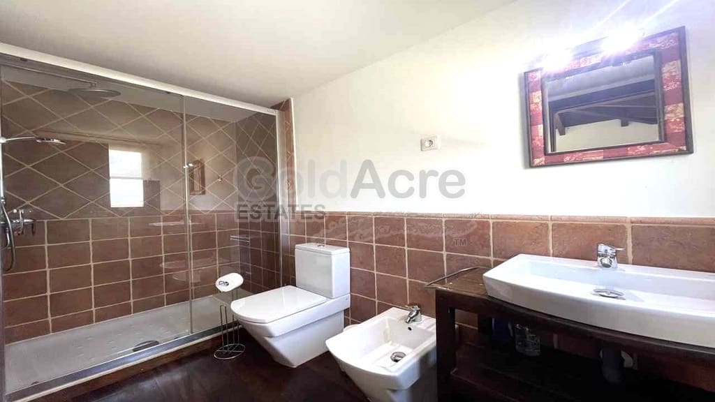3 bedroom Villa for sale in Lajares with pool - € 735,000 (Ref: 8879321)