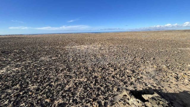 Undeveloped Land for sale in Majanicho, La Oliva - € 50,000 (Ref: 8887369)