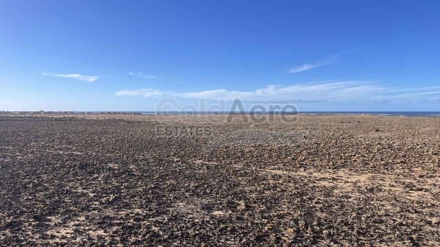 Terre non Aménagée à vendre à Majanicho, La Oliva - 50 000 € (Ref: 8887369)