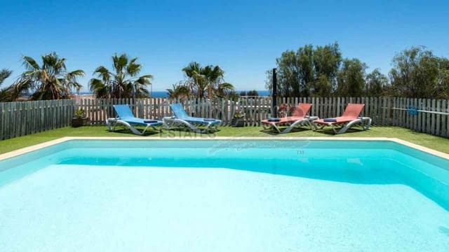 4 sovrum Villa till salu i Parque Holandés, La Oliva med pool - 950 000 € (Ref: 8889072)