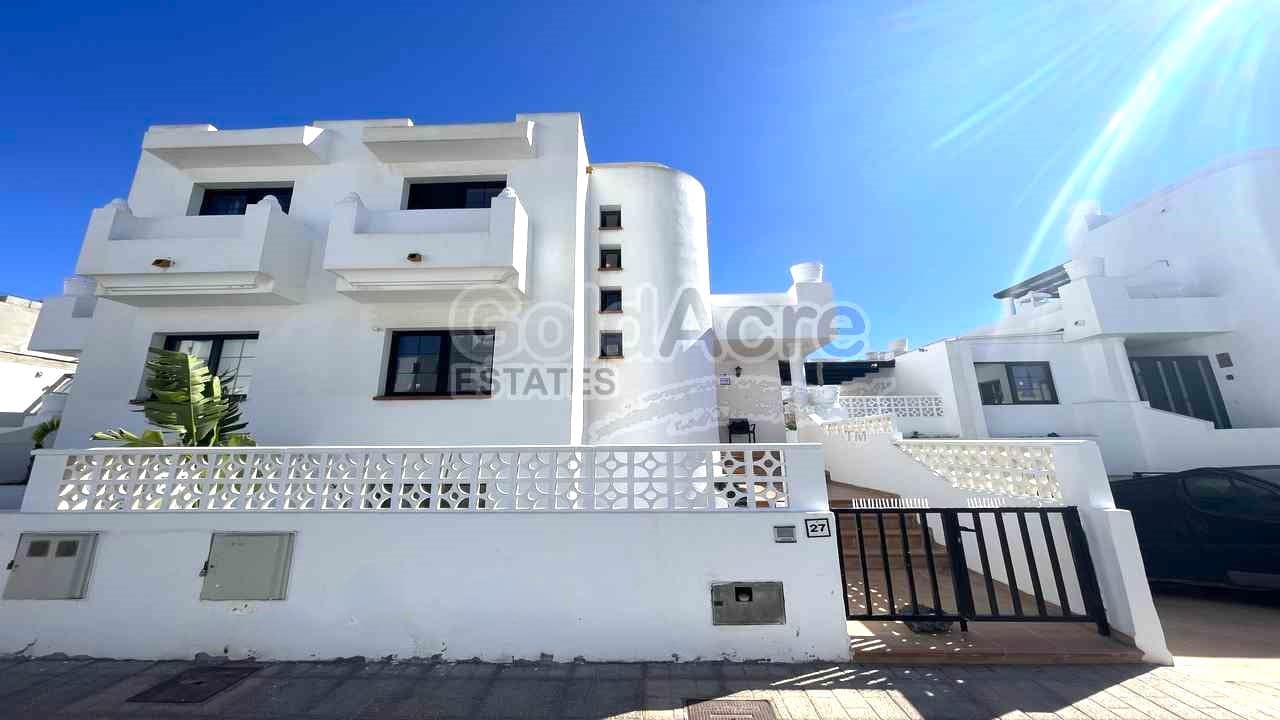 2 sovrum Villa till salu i Corralejo med pool - 450 000 € (Ref: 8929758)
