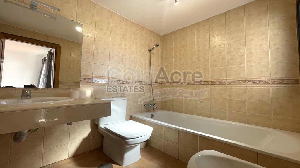 2 sypialnia Willa na sprzedaż w Corralejo z basenem - 450 000 € (Ref: 8929758)