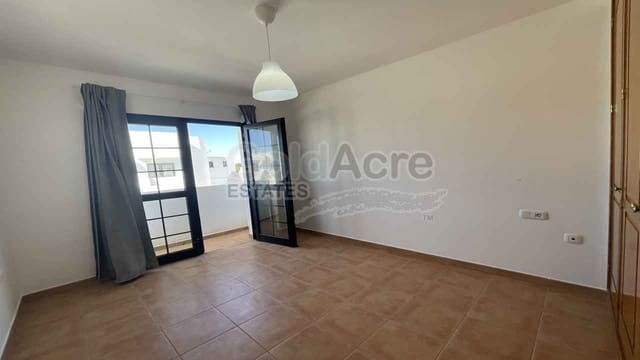2 sypialnia Willa na sprzedaż w Corralejo, La Oliva z basenem - 450 000 € (Ref: 8929758)