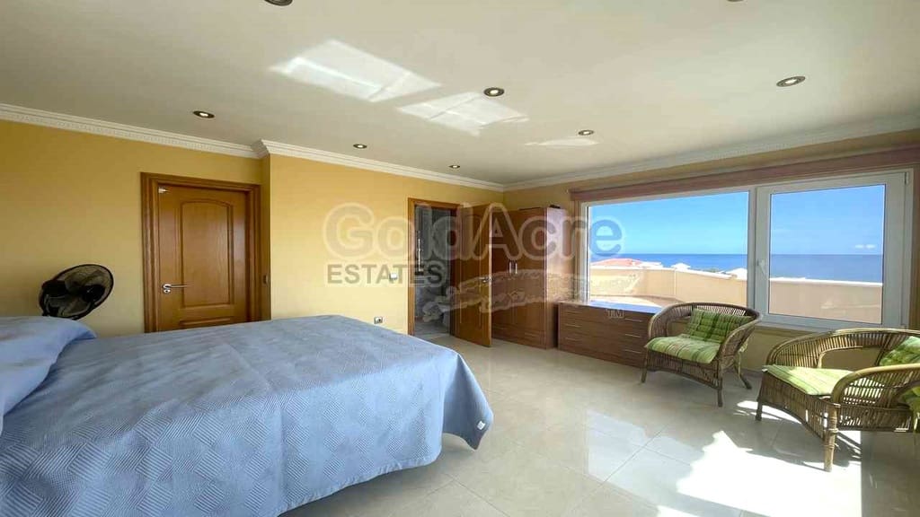 3 sypialnia Willa na sprzedaż w Antigua z basenem garażem - 1 050 000 € (Ref: 8951271)
