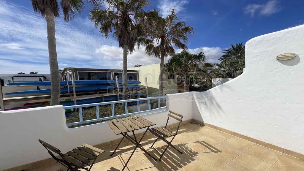8 soveværelse Villa til salg i Corralejo - € 2.450.000 (Ref: 9050586)