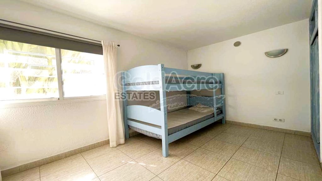 8 soveværelse Villa til salg i Corralejo - € 2.450.000 (Ref: 9050586)