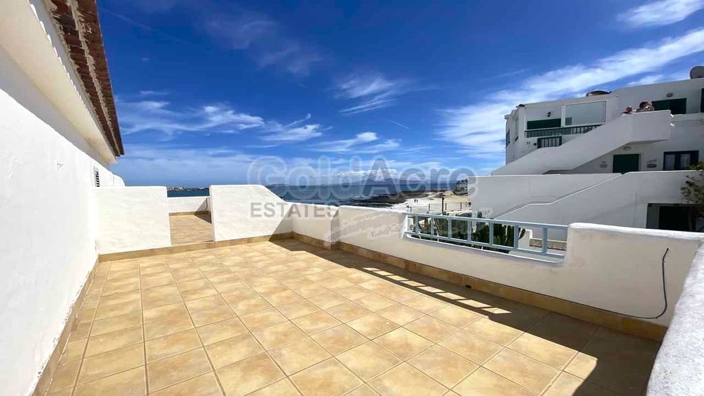 8 soveværelse Villa til salg i Corralejo - € 2.450.000 (Ref: 9050586)