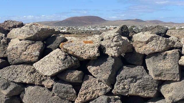 Moradia para venda em Lajares, La Oliva com piscina - 316 000 € (Ref: 9050601)