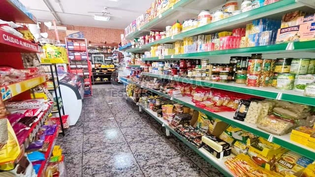 Virksomhed til salg i Puerto del Rosario - € 160.000 (Ref: 9050602)