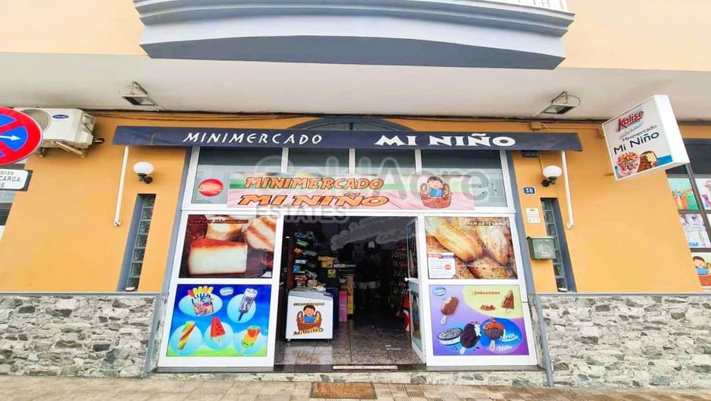 Kommersiell til salgs i Puerto del Rosario - € 160 000 (Ref: 9050602)