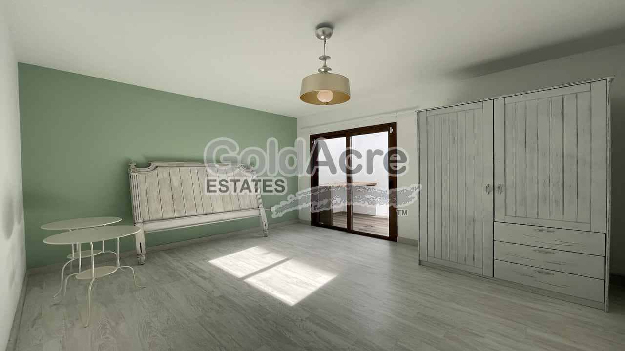 4 soveværelse Villa til salg i Corralejo med swimmingpool - € 989.000 (Ref: 9050835)