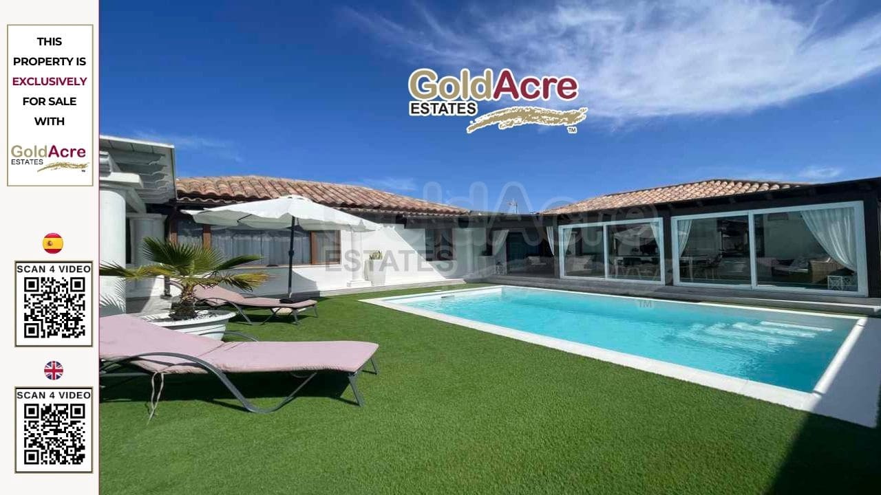 4 soveværelse Villa til salg i Corralejo med swimmingpool - € 989.000 (Ref: 9050835)