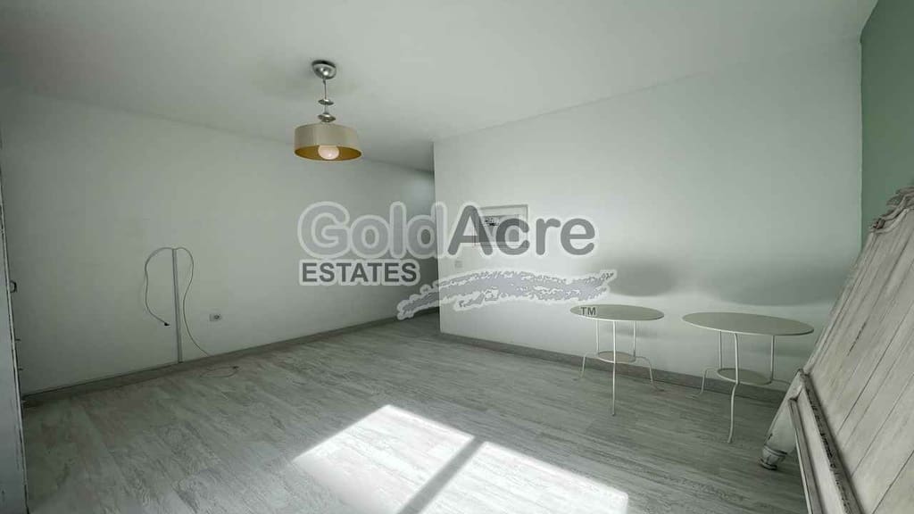 4 bedroom Villa for sale in Corralejo with pool - € 895,000 (Ref: 9050835)