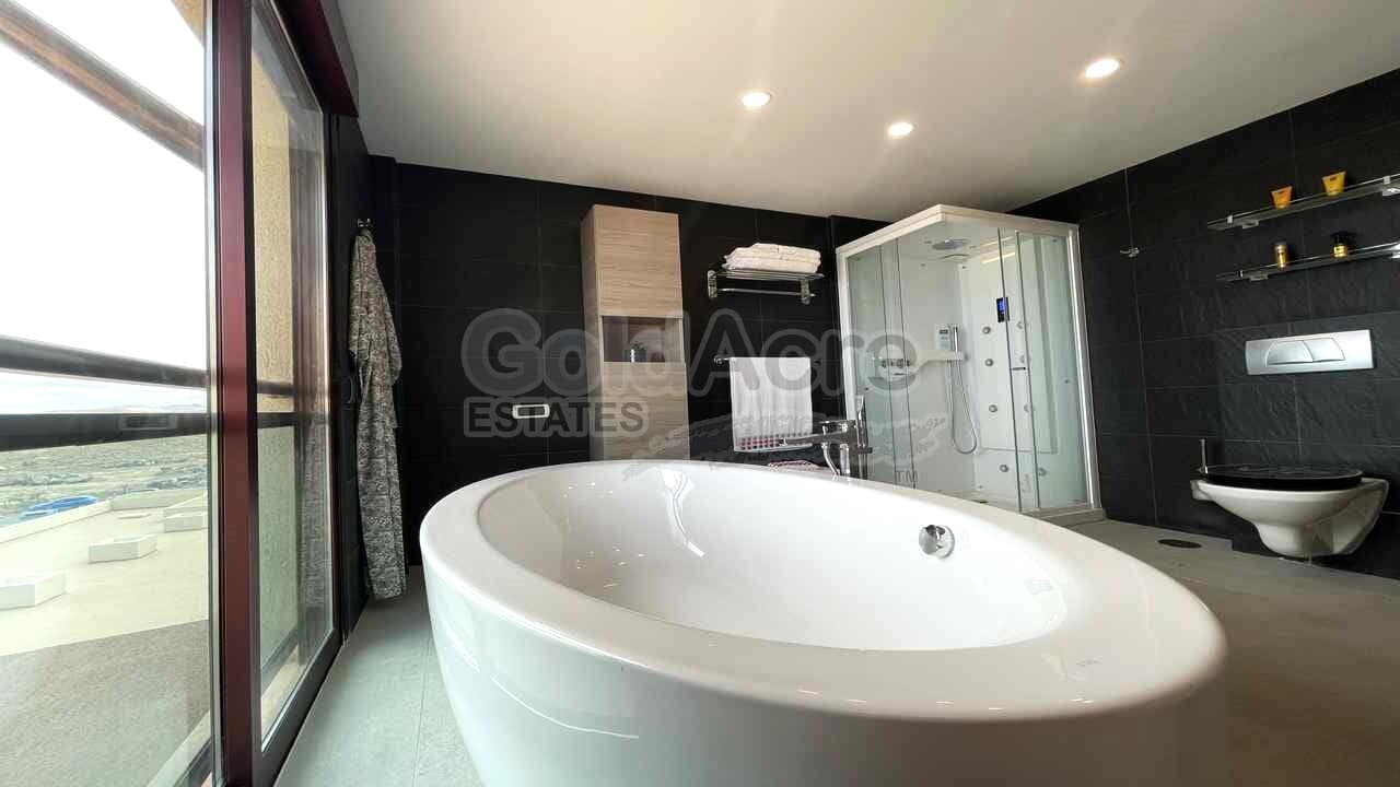 3 soveværelse Penthouse til salg i Corralejo - € 435.000 (Ref: 9062034)