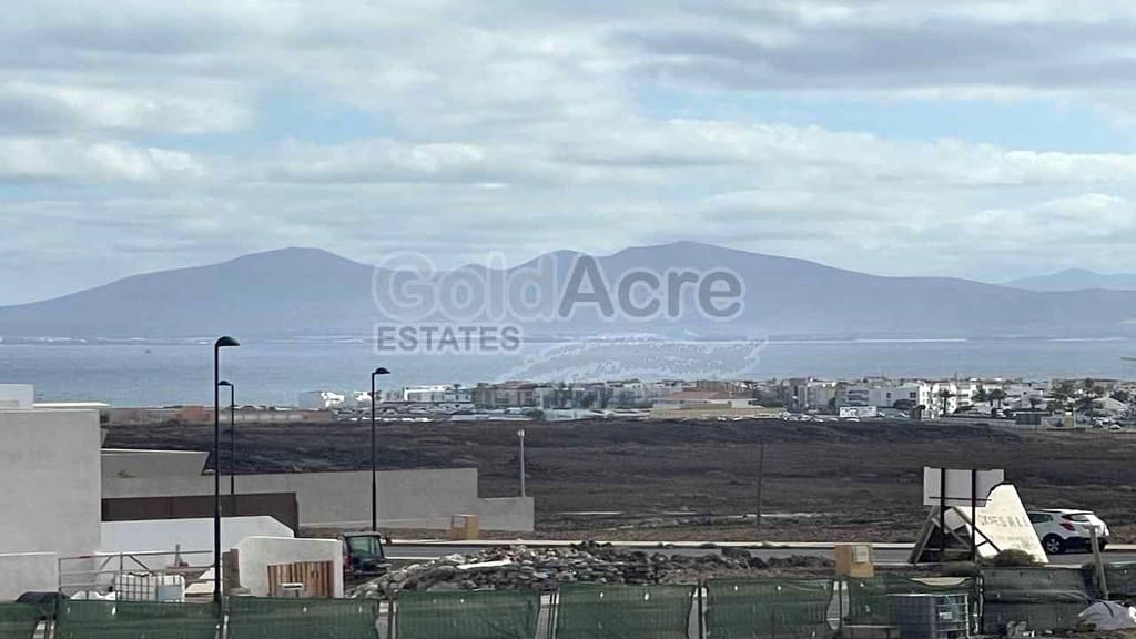 Undeveloped Land for sale in Corralejo - € 179,500 (Ref: 9085651)