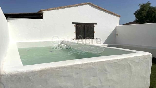 3 sovrum Villa till salu i Tuineje med pool - 450 000 € (Ref: 9096402)