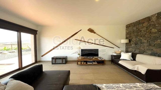 3 Zimmer Villa zu verkaufen in Tarajalejo, Tuineje mit Pool Garage - 830.000 € (Ref: 9099426)
