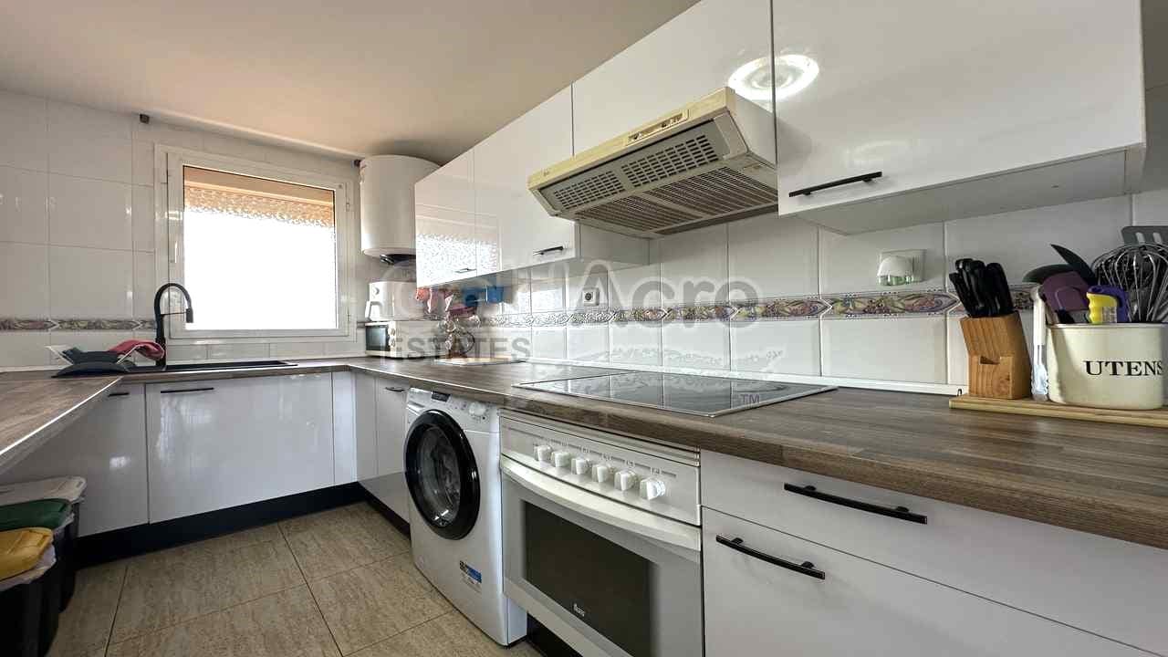 2 soveværelse Penthouse til salg i Parque Holandes med swimmingpool - € 140.000 (Ref: 9108499)