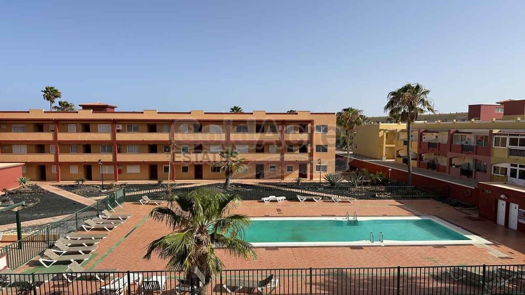 2 bedroom Apartment for sale in Parque Holandes with pool - € 140,000 (Ref: 9108499)