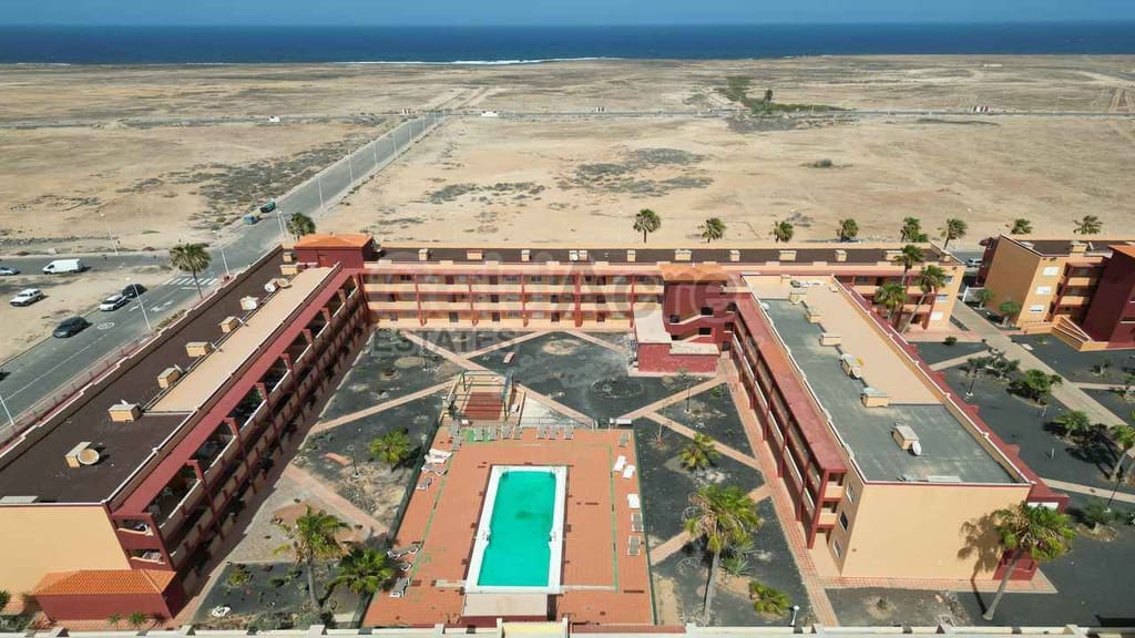 2 soveværelse Lejlighed til salg i Parque Holandes med swimmingpool garage - € 140.000 (Ref: 9108499)