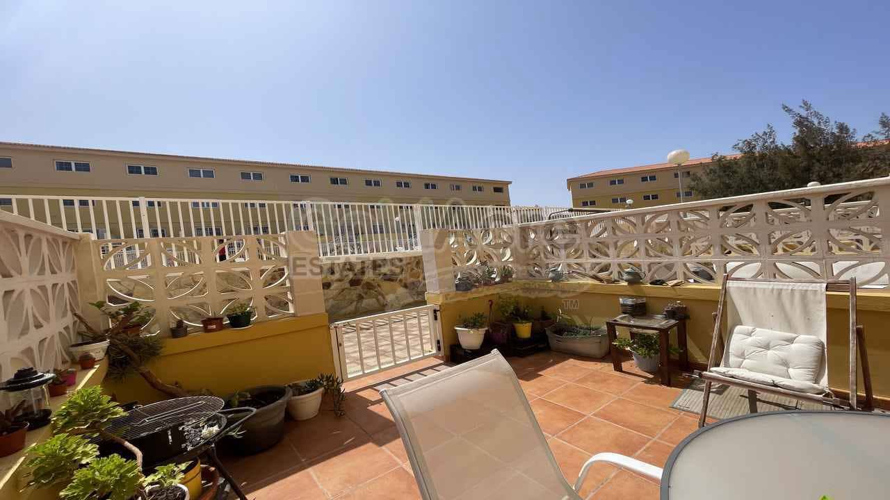 3 soveværelse Lejlighed til salg i Costa de Antigua med swimmingpool - € 189.000 (Ref: 9110719)