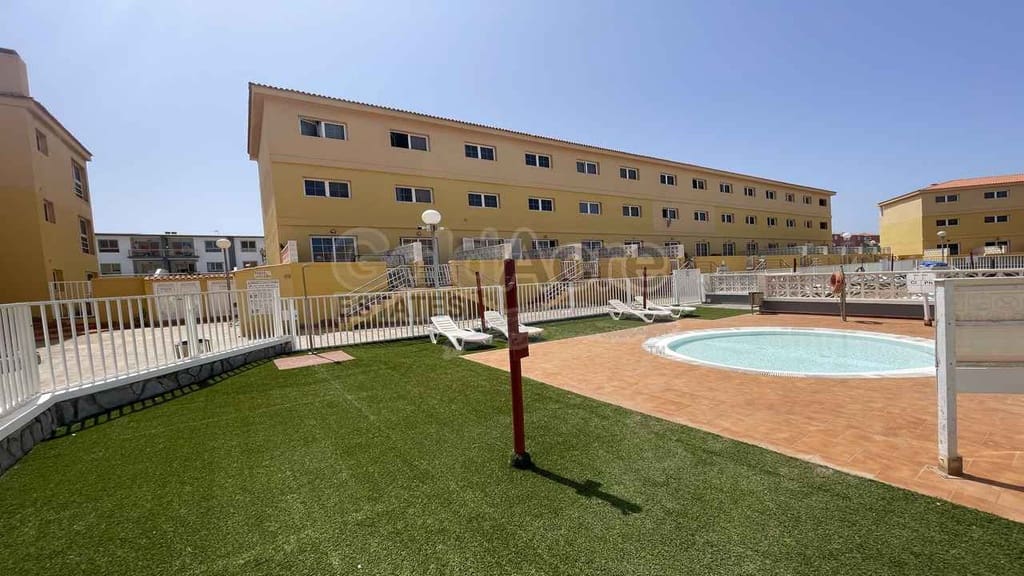 3 soveværelse Lejlighed til salg i Costa de Antigua med swimmingpool - € 189.000 (Ref: 9110719)