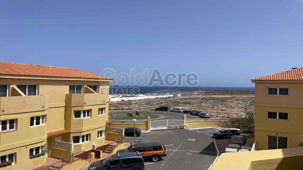 3 slaapkamer Appartement te koop in Costa de Antigua met zwembad - € 189.000 (Ref: 9110719)