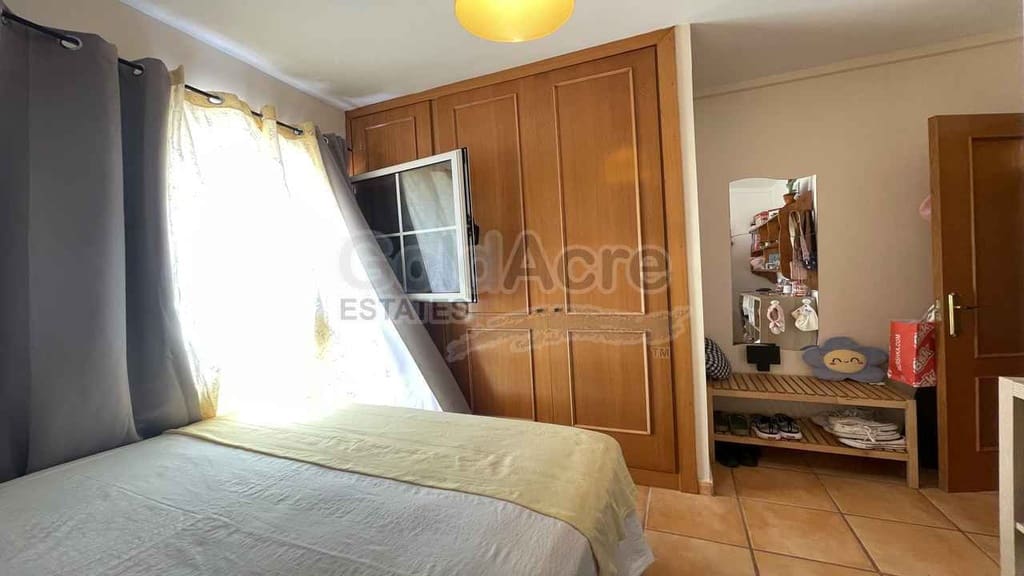 Apartamento de 3 habitaciones en Costa de Antigua en venta con piscina - 189.000 € (Ref: 9110719)