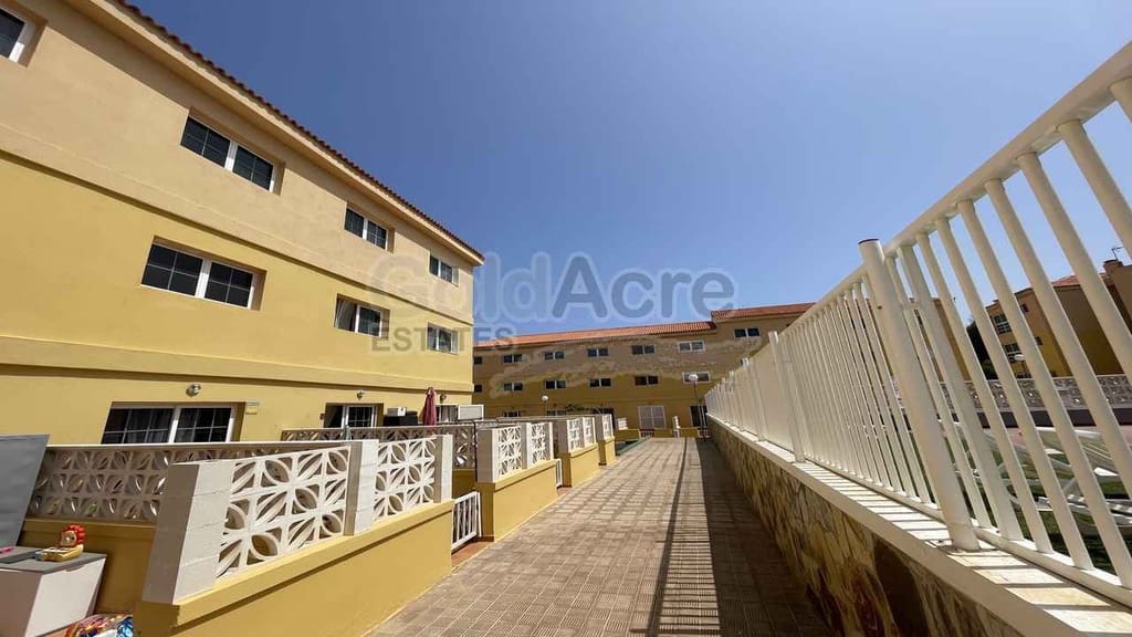3 soveværelse Lejlighed til salg i Costa de Antigua med swimmingpool - € 189.000 (Ref: 9110719)