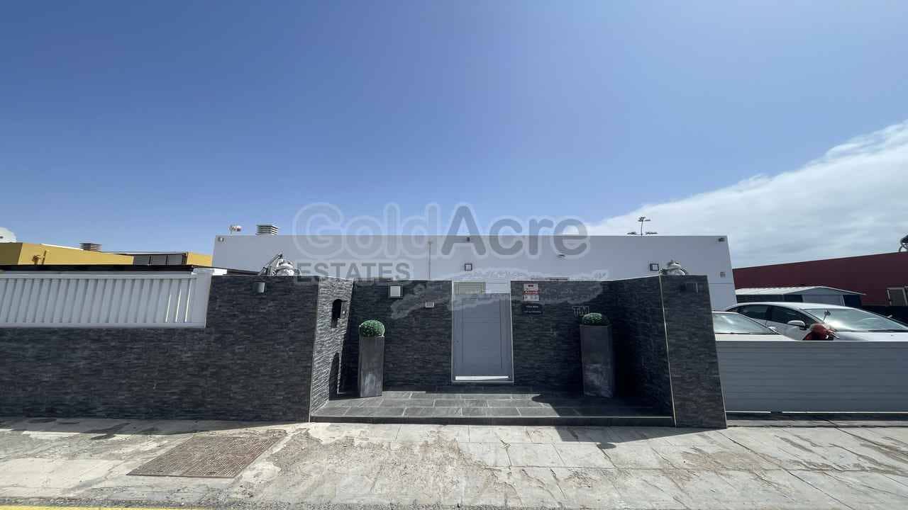 3 soverom Villa til salgs i Caleta de Fuste - € 650 000 (Ref: 9113957)