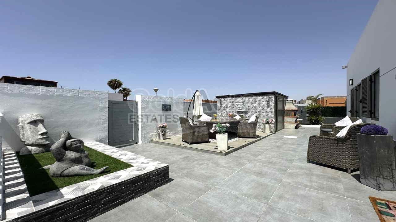 3 soverom Villa til salgs i Caleta de Fuste - € 650 000 (Ref: 9113957)